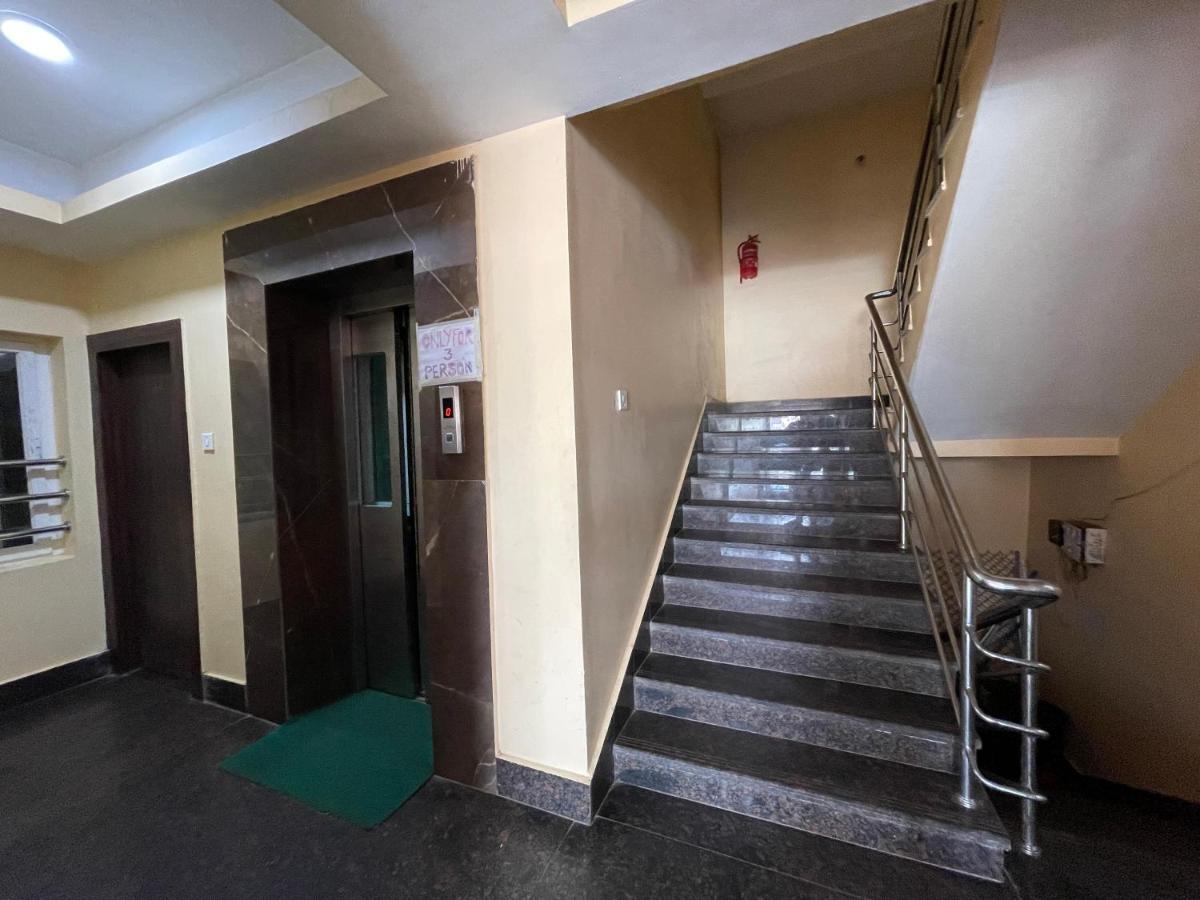 Hotel Deo Puri Luaran gambar